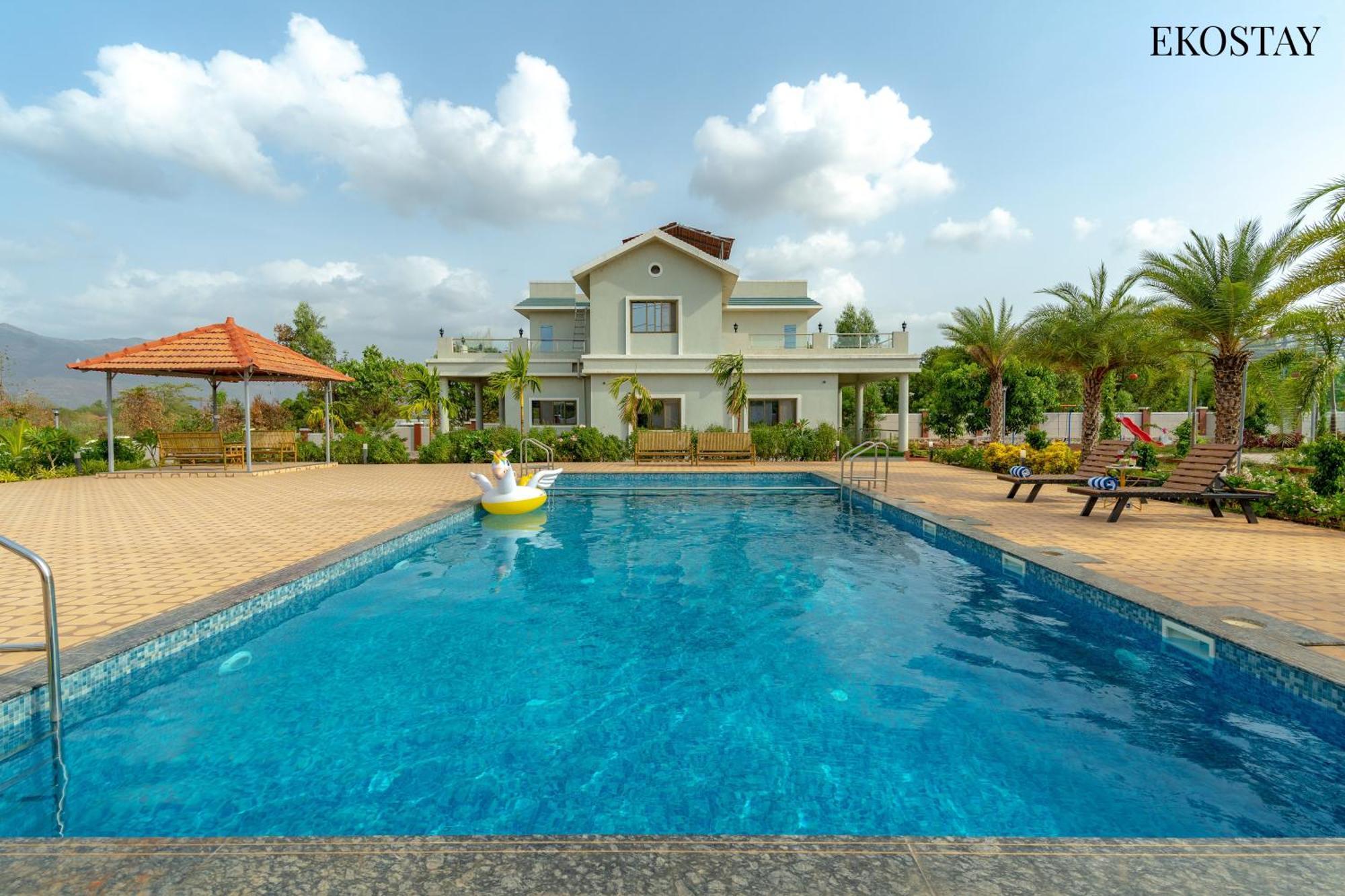 Ekostay Gold Palm Estate I Cricket Turf I Rain Dance I 2 Acre Property Karjat Exterior photo