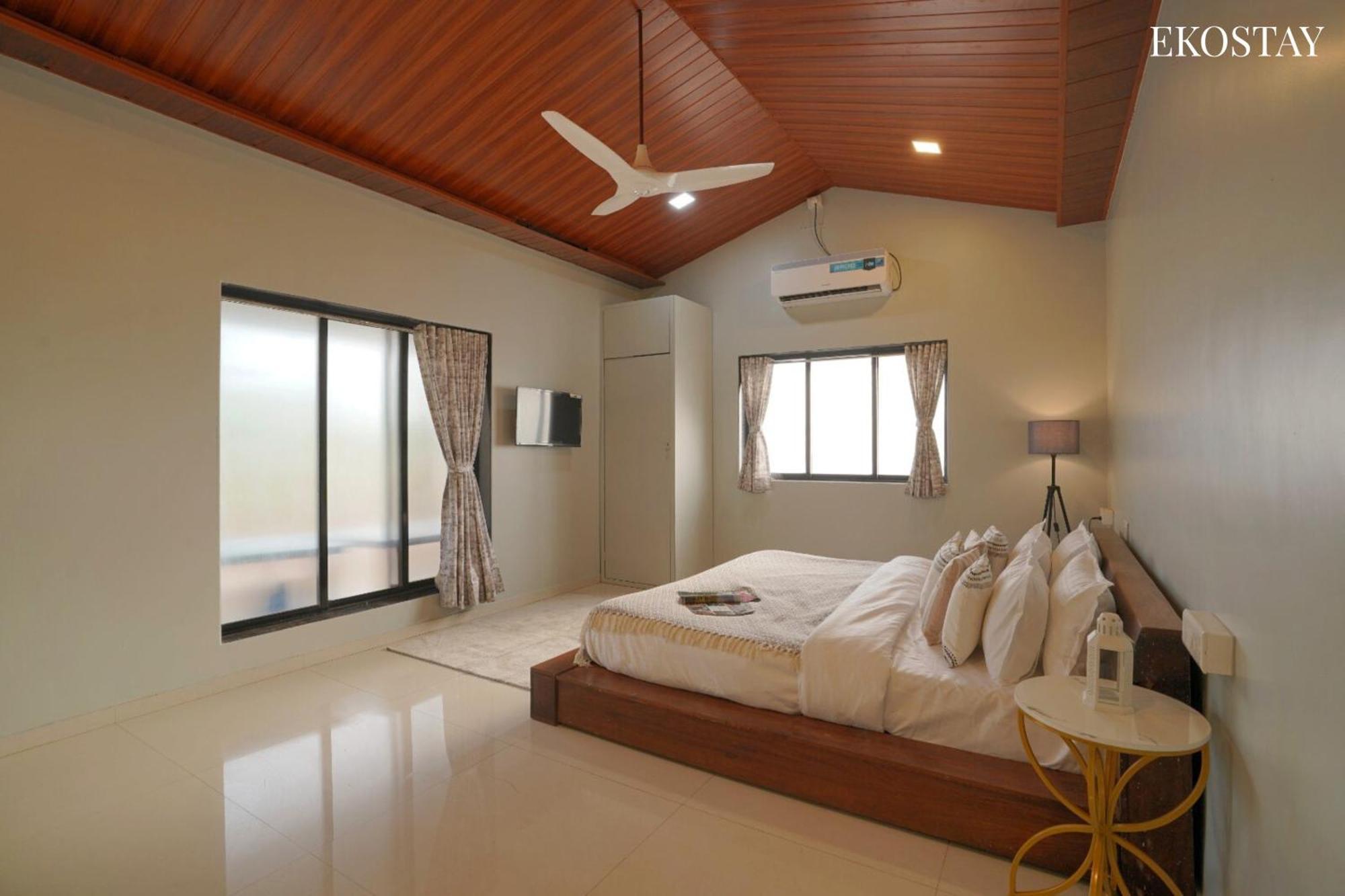 Ekostay Gold Palm Estate I Cricket Turf I Rain Dance I 2 Acre Property Karjat Exterior photo