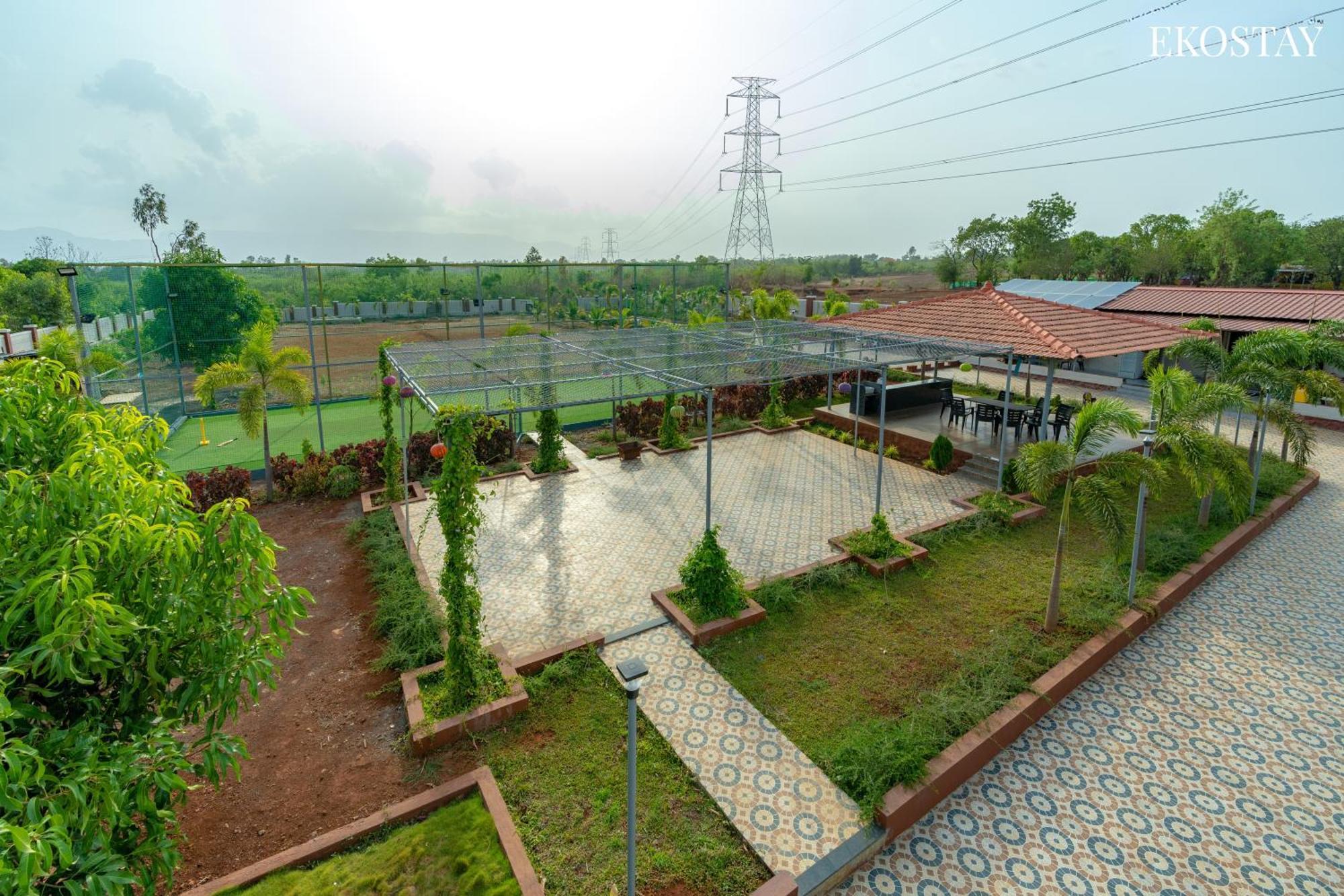 Ekostay Gold Palm Estate I Cricket Turf I Rain Dance I 2 Acre Property Karjat Exterior photo
